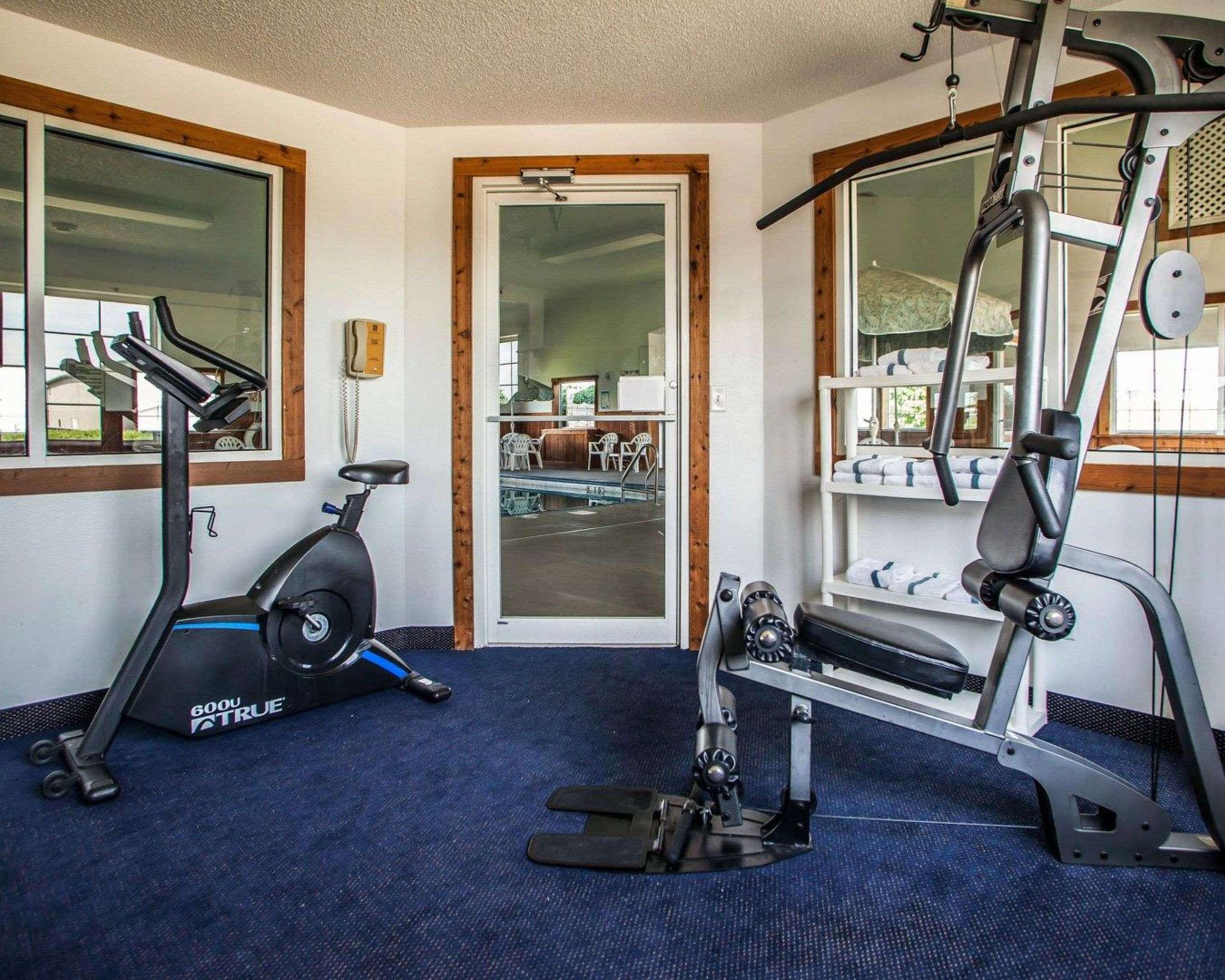 Quality Inn & Suites Eldridge Davenport North Buitenkant foto